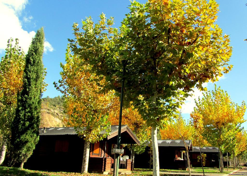 Camping & Bungalows Ligueerre De Cinca Ligüerre de Cinca Exterior foto