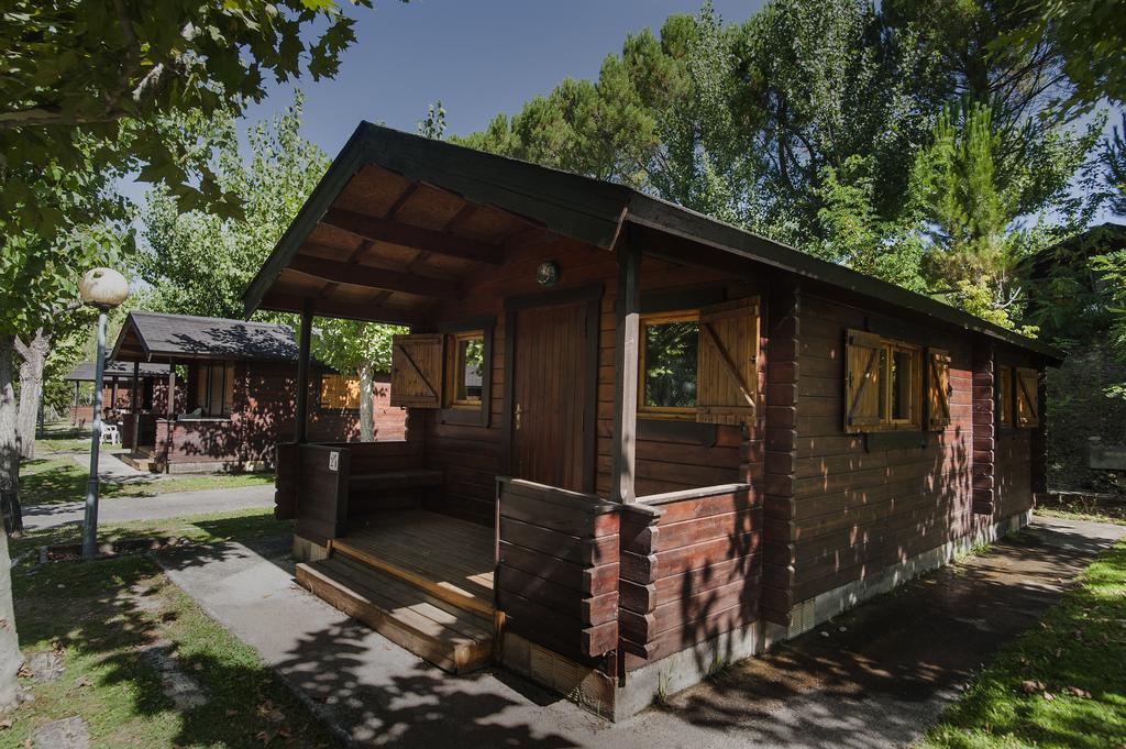 Camping & Bungalows Ligueerre De Cinca Ligüerre de Cinca Exterior foto
