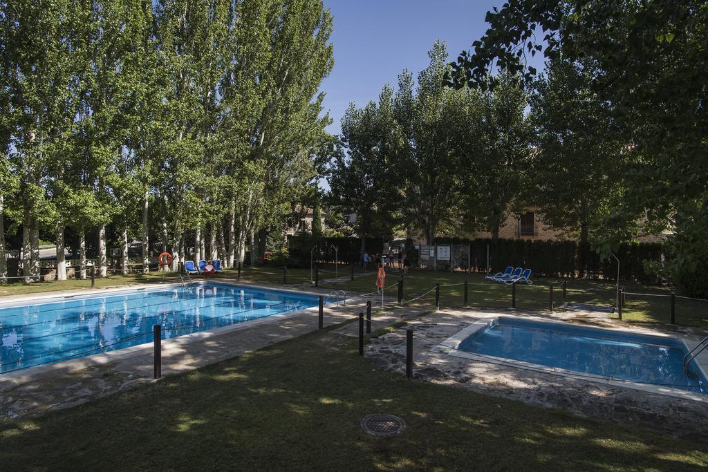 Camping & Bungalows Ligueerre De Cinca Ligüerre de Cinca Exterior foto